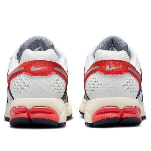 Nike Zoom Vomero 5 USA Photon Dust/Picante Red Men\'s / Size 13 / HJ3859-025 main image 4
